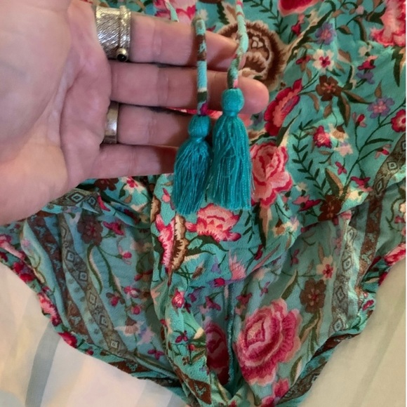 Spell babushka turquoise shorts size small - Picture 8 of 11